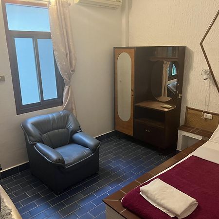 Baan Orchid Guesthouse Patong Luaran gambar