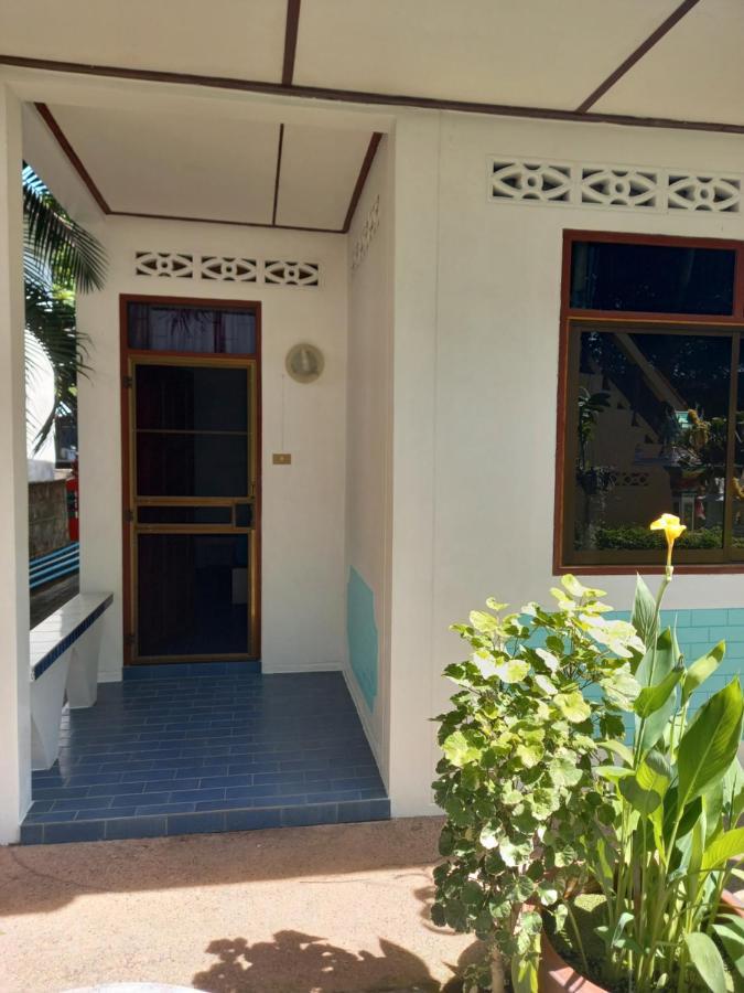 Baan Orchid Guesthouse Patong Luaran gambar