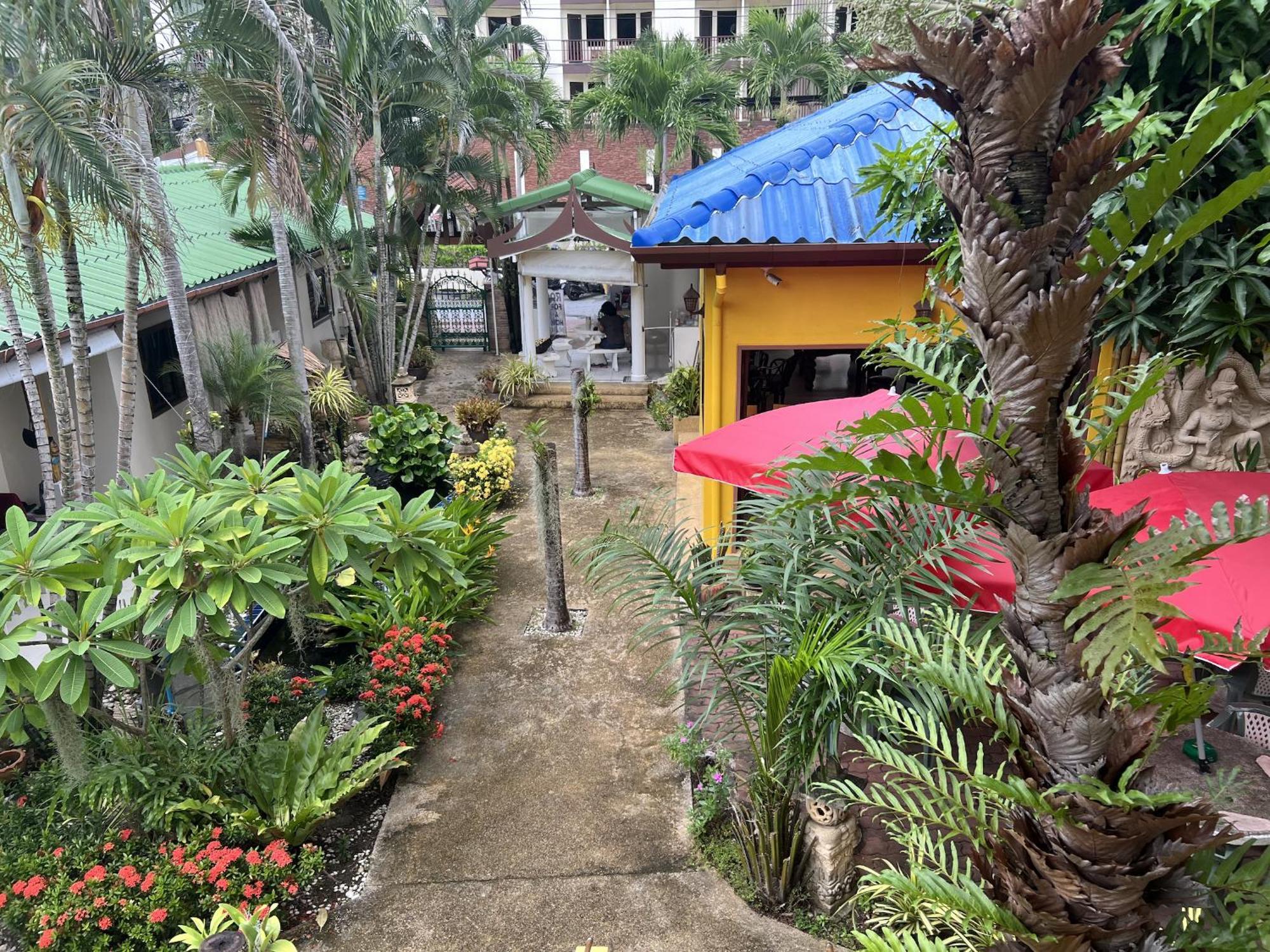 Baan Orchid Guesthouse Patong Luaran gambar